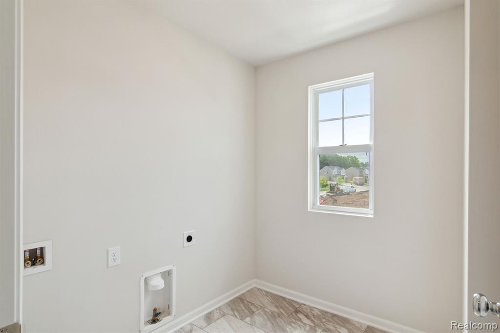 527 ELM Street, Chelsea, MI 48118 — Photo 31