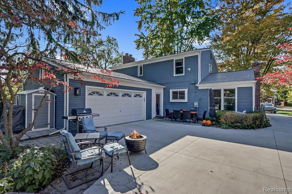 640 CHESTERFIELD Avenue, Birmingham, MI 48009 — Photo 2