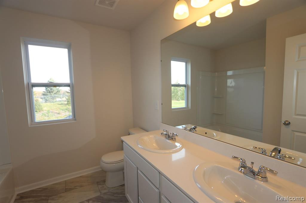 501 Elm Street, Chelsea, MI 48118 — Photo 29