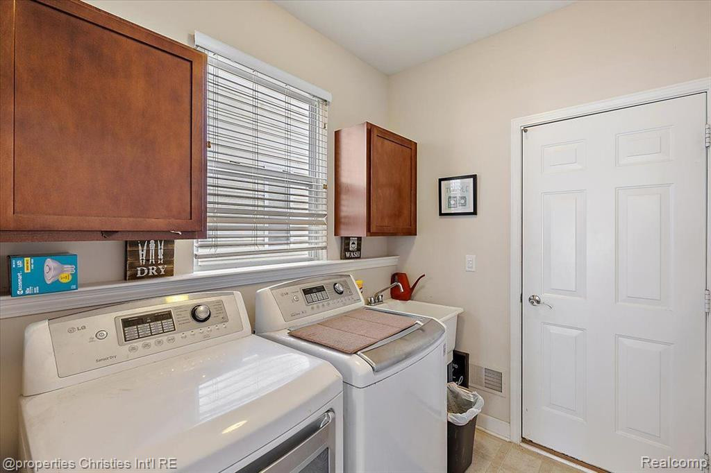 27026 MAXWELL, Novi, MI — Photo 27