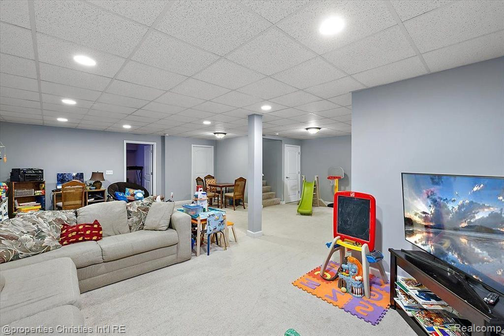 27026 MAXWELL, Novi, MI — Photo 41