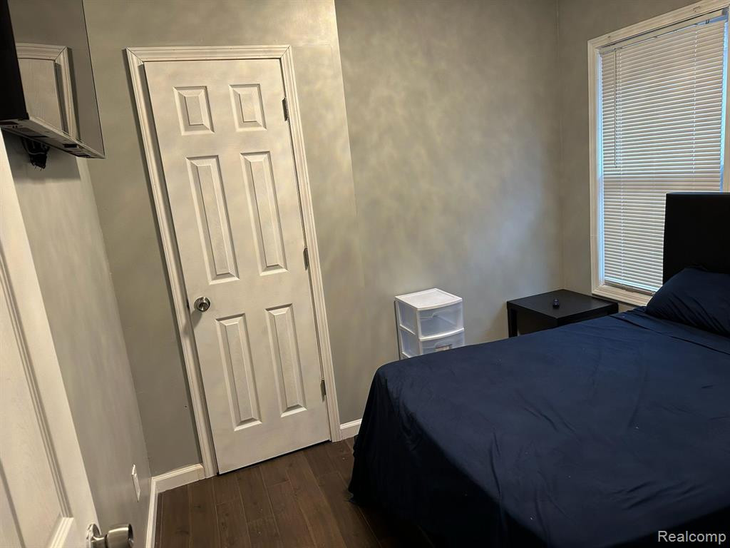 487 PHILIP Street, Detroit, MI 48215 — Photo 6