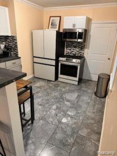 487 PHILIP Street, Detroit, MI 48215 — Photo 11