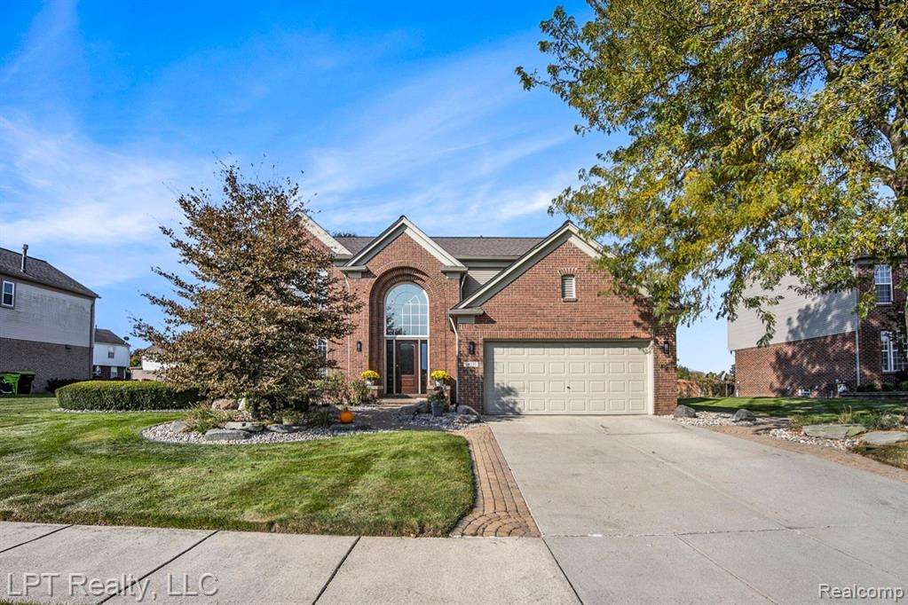 54775 ISLE ROYALE Avenue, Macomb, MI 48042 — Photo 2