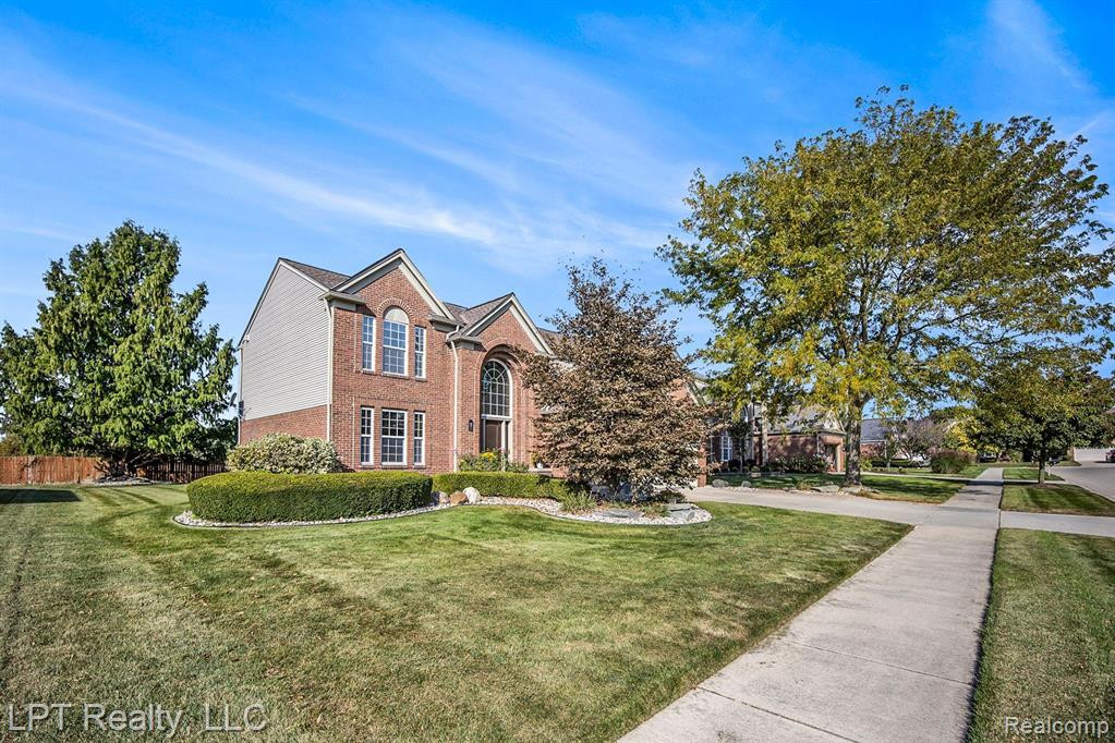 54775 ISLE ROYALE Avenue, Macomb, MI 48042 — Photo 5