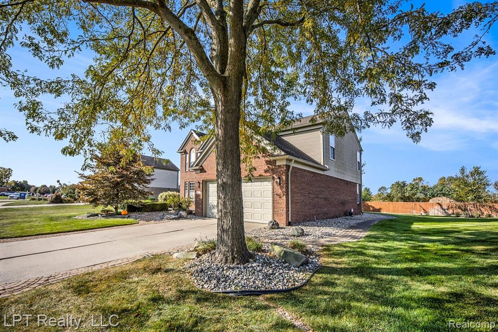 54775 ISLE ROYALE Avenue, Macomb, MI 48042 — Photo 6