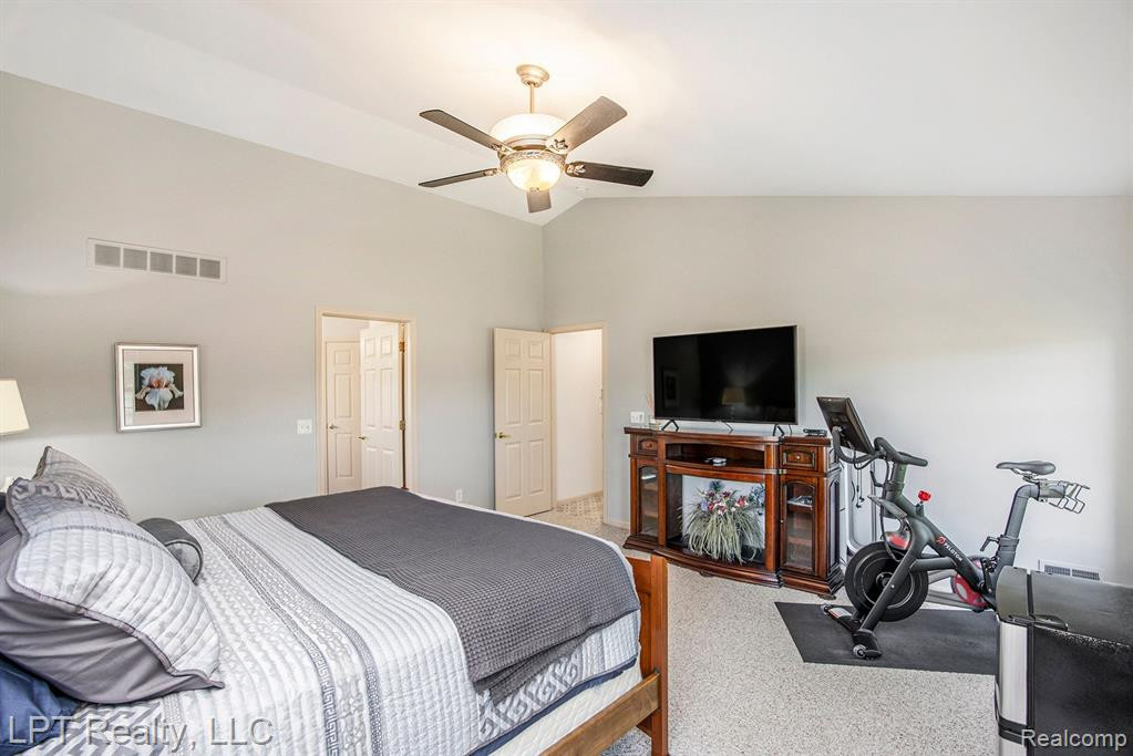 54775 ISLE ROYALE Avenue, Macomb, MI 48042 — Photo 22
