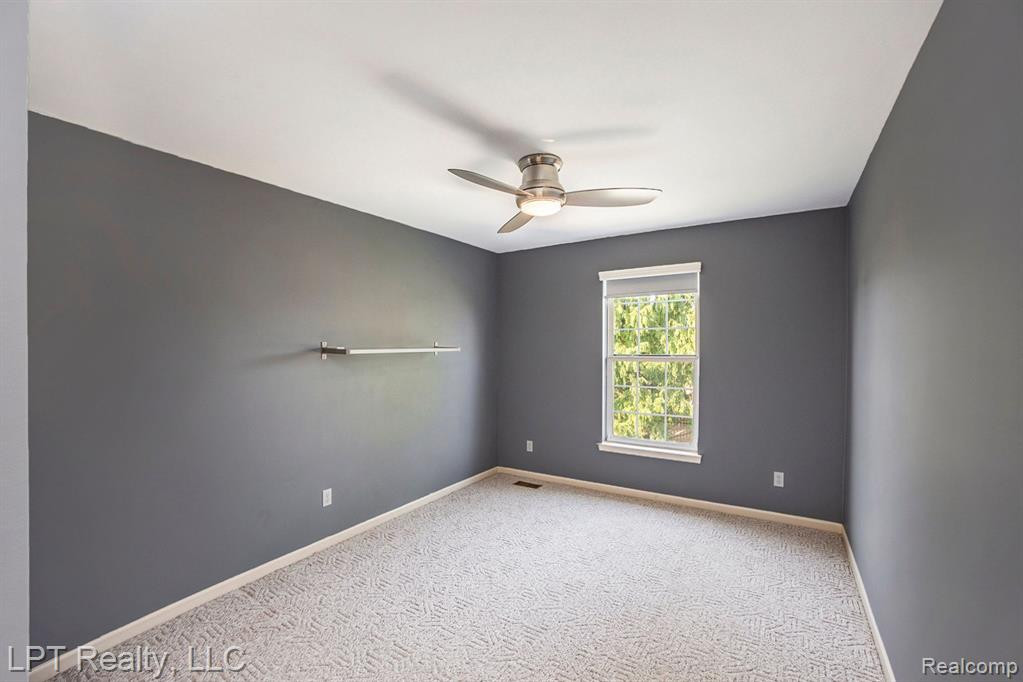 54775 ISLE ROYALE Avenue, Macomb, MI 48042 — Photo 27