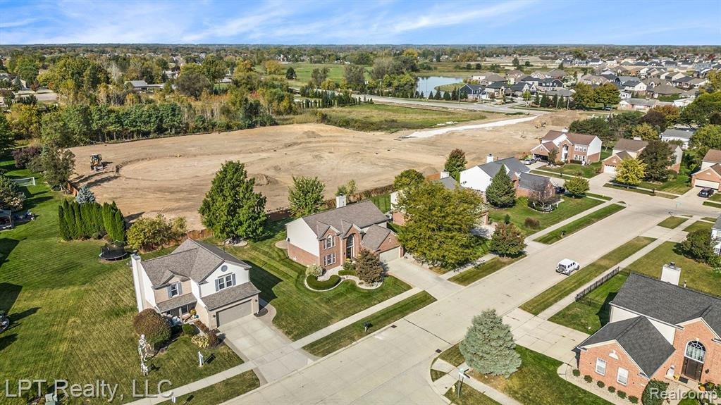 54775 ISLE ROYALE Avenue, Macomb, MI 48042 — Photo 41