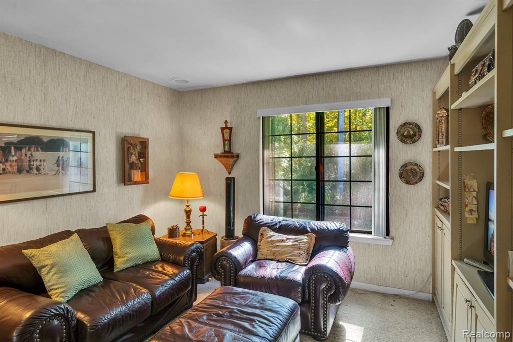 26062 SUMMERDALE Drive, Southfield, MI 48034 — Photo 15
