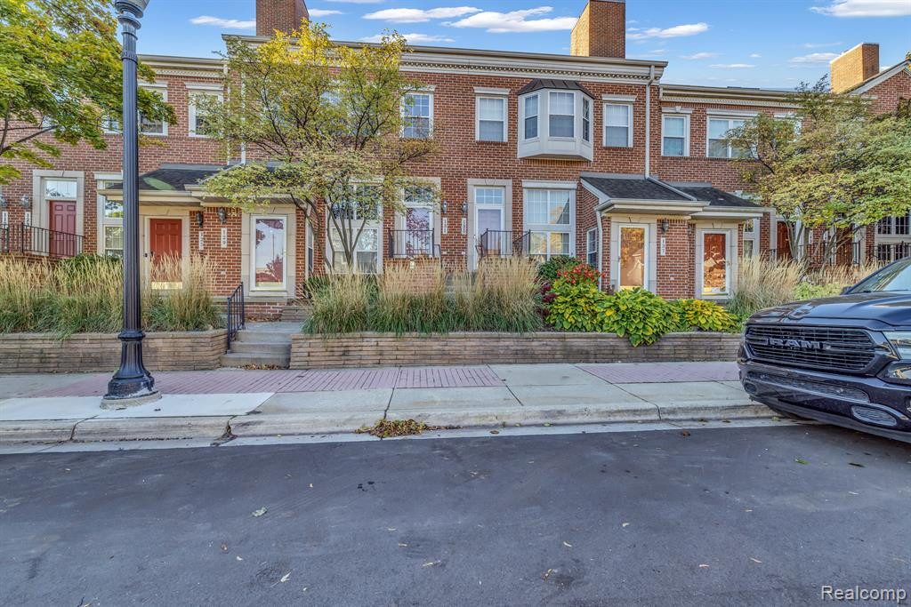 131 W KENILWORTH Avenue, Royal Oak, MI 48067 — Photo 4