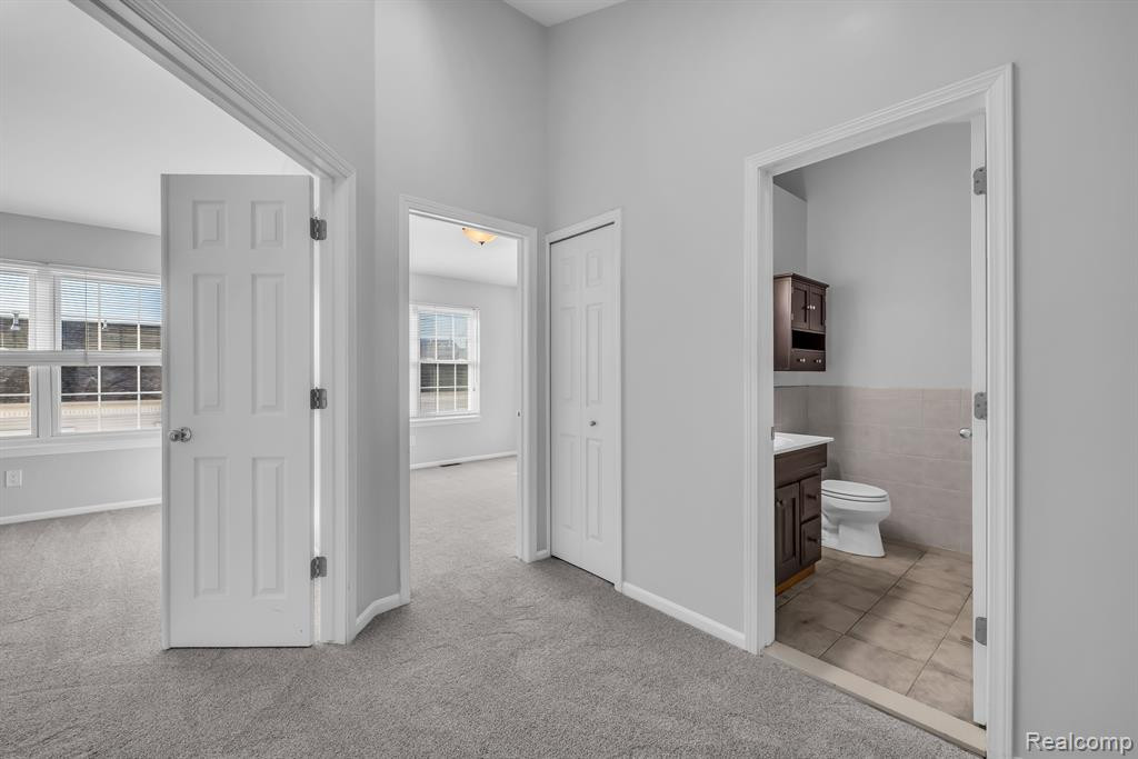 131 W KENILWORTH Avenue, Royal Oak, MI 48067 — Photo 10