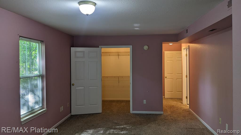613 Curzon Court, 102, Howell, MI 48843 — Photo 33