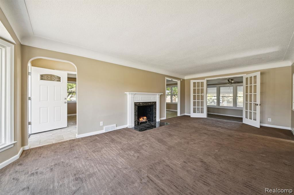 8126 SORRENTO Street, Detroit, MI 48228 — Photo 8