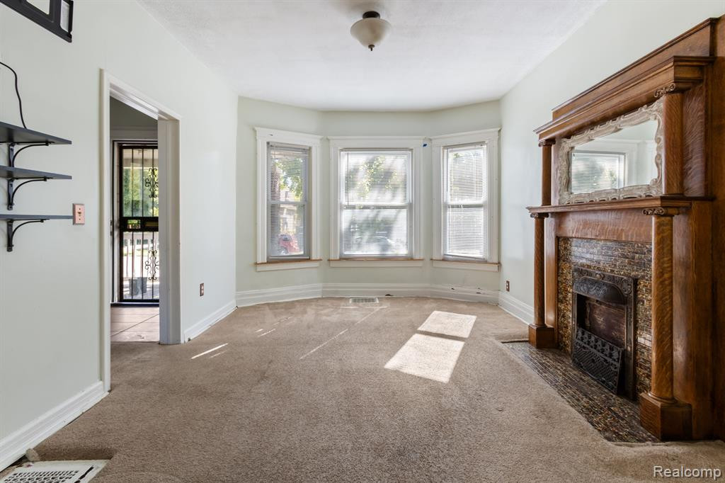728 W PHILADELPHIA Street, Detroit, MI 48202 — Photo 4