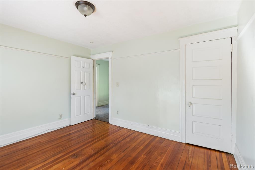 728 W PHILADELPHIA Street, Detroit, MI 48202 — Photo 18