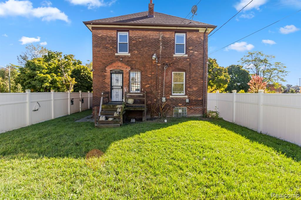 728 W PHILADELPHIA Street, Detroit, MI 48202 — Photo 26