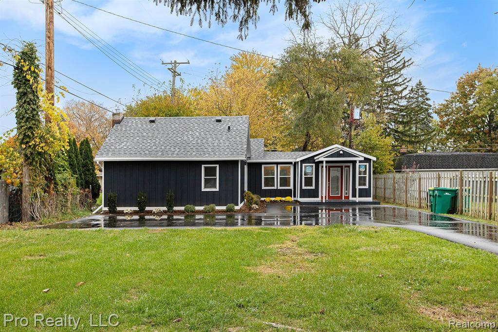 670 N IVANHOE Avenue, Ypsilanti, MI 48198 — Photo 3
