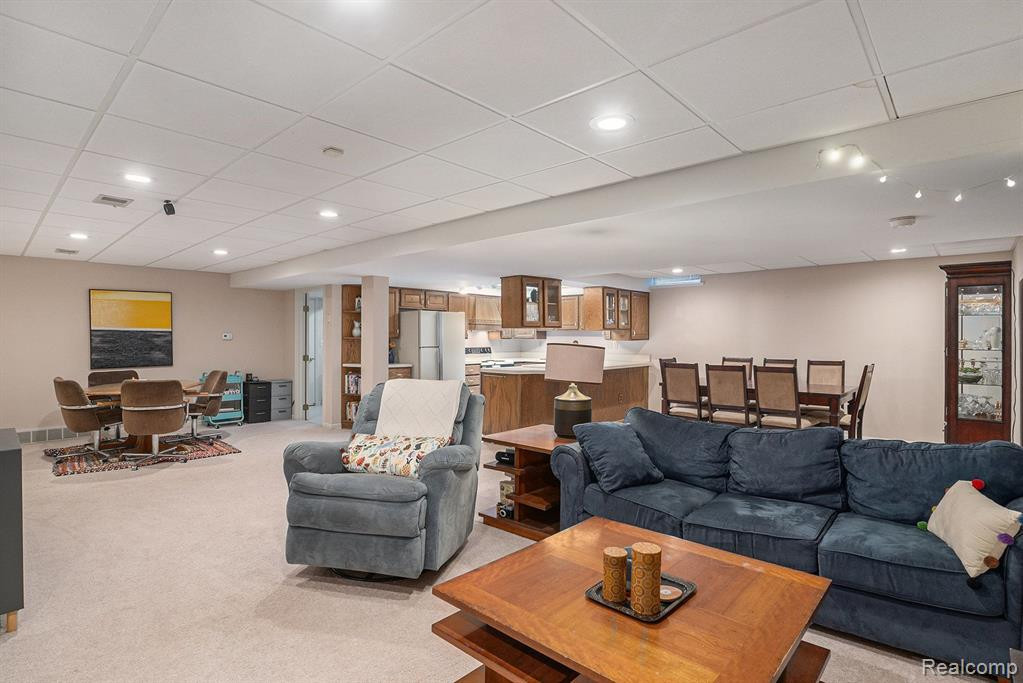 8309 BUTTERNUT Court, 25, Grand Blanc, MI 48439 — Photo 26