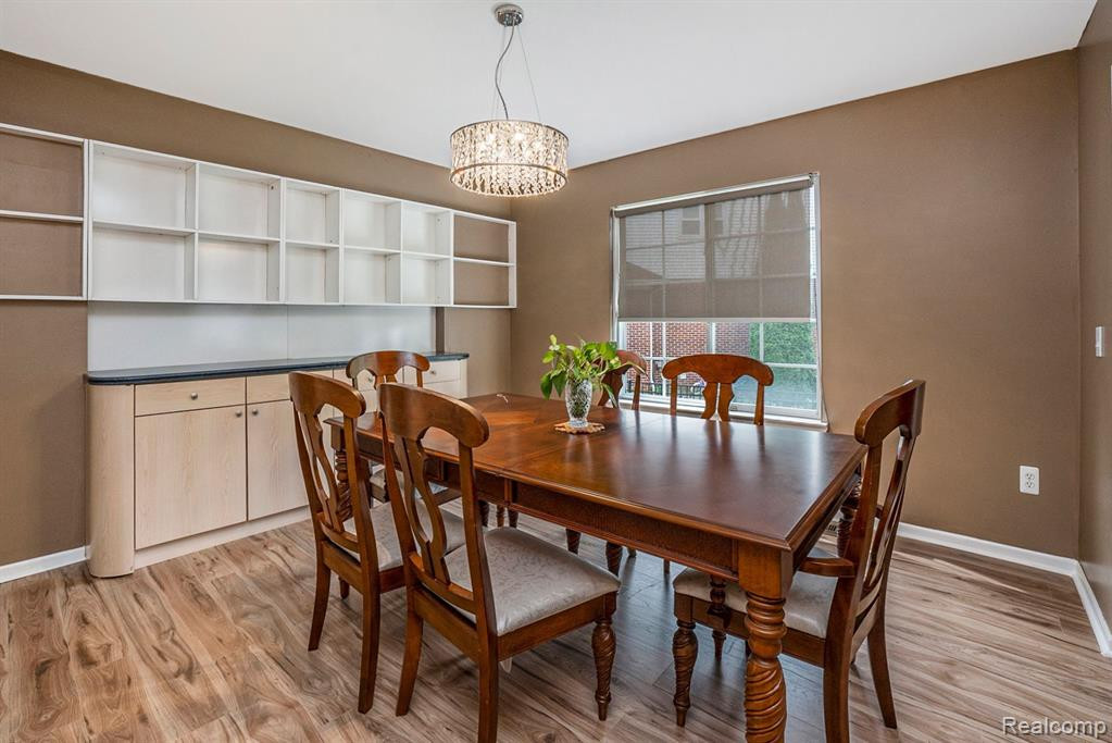5061 BRADMORE Lane, Warren, MI 48092 — Photo 4