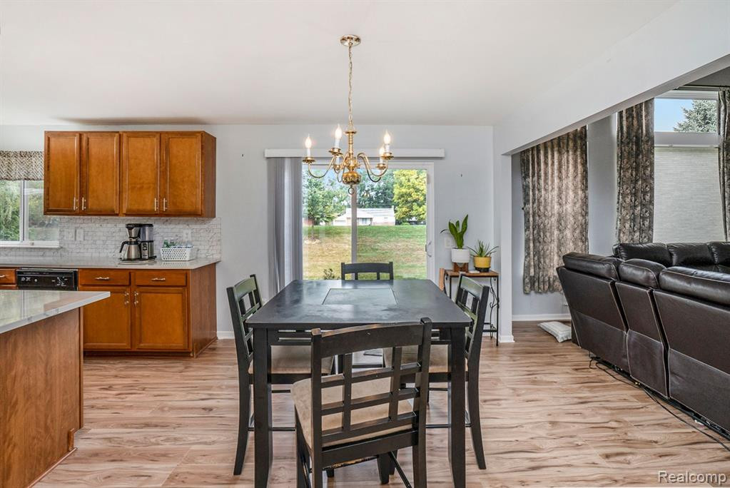5061 BRADMORE Lane, Warren, MI 48092 — Photo 5