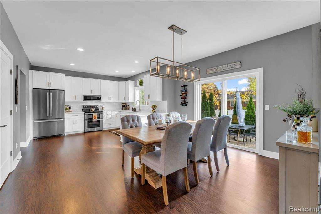 8429 YALE Street, Oak Park, MI 48237 — Photo 10