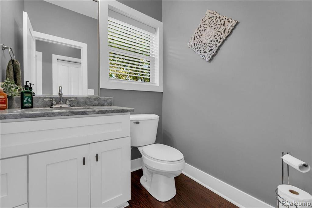 8429 YALE Street, Oak Park, MI 48237 — Photo 18