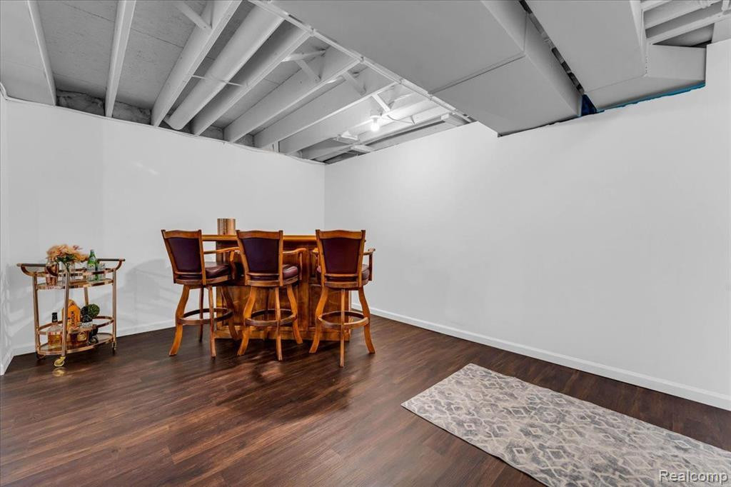 8429 YALE Street, Oak Park, MI 48237 — Photo 36