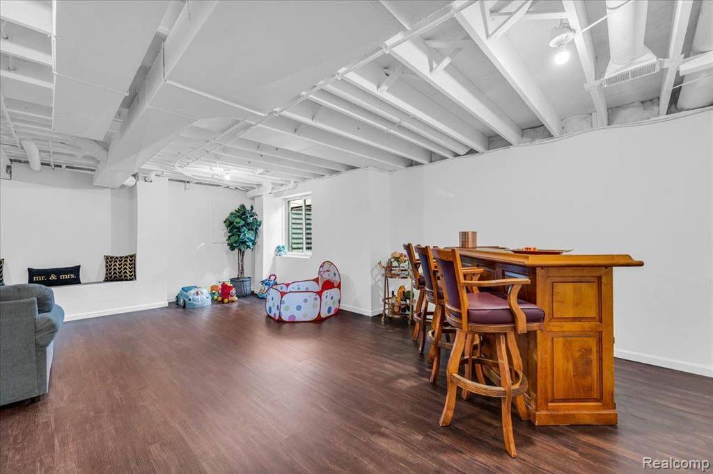 8429 YALE Street, Oak Park, MI 48237 — Photo 37