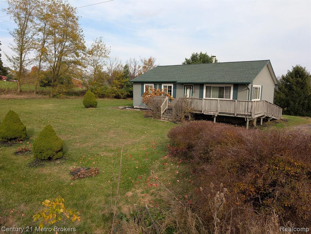 2686 N VAN DYKE Road, Imlay City, MI 48444 — front exterior
