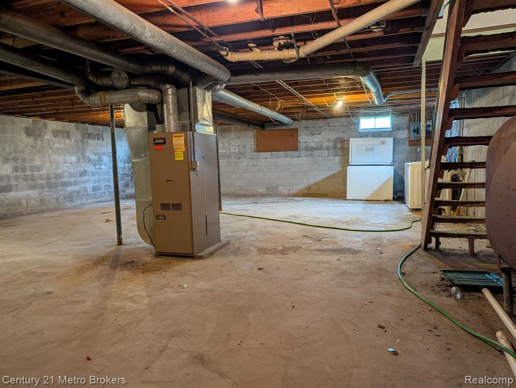 2686 N VAN DYKE Road, Imlay City, MI 48444 — Photo 19