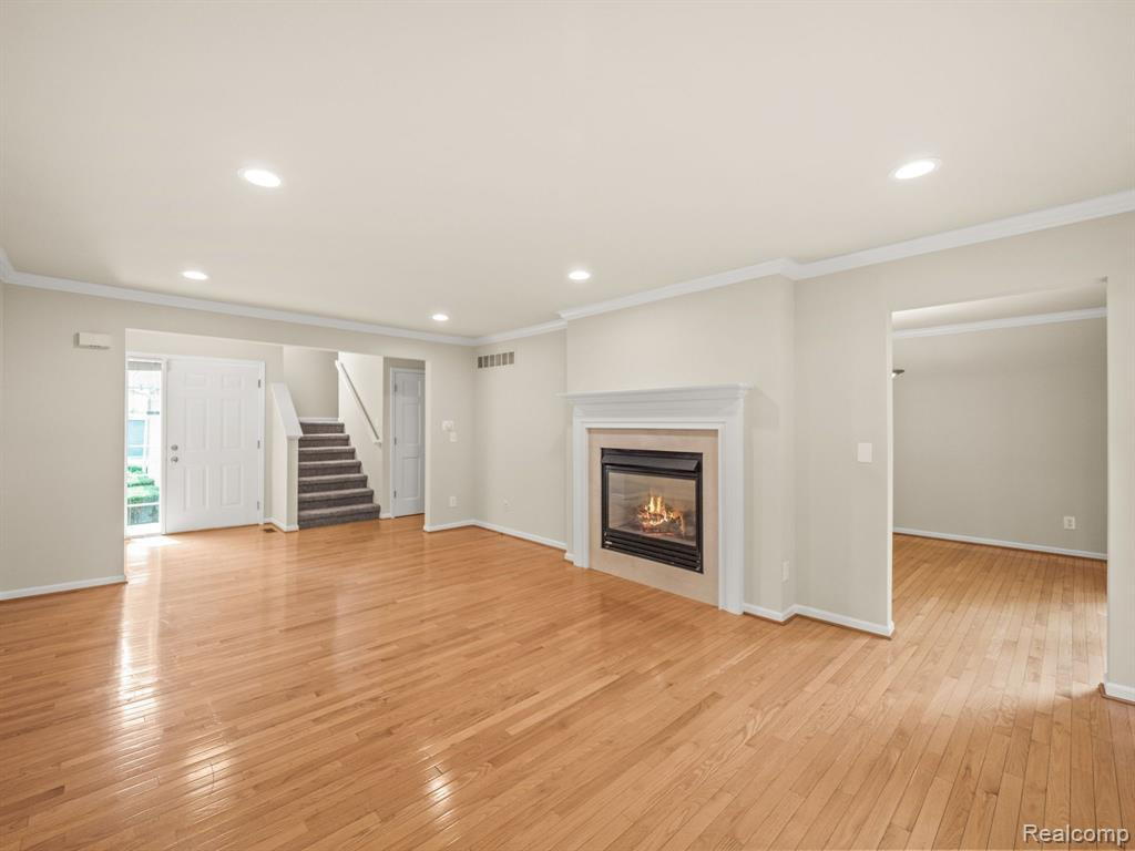 509 JAMES Circle, Royal Oak, MI 48067 — Photo 3