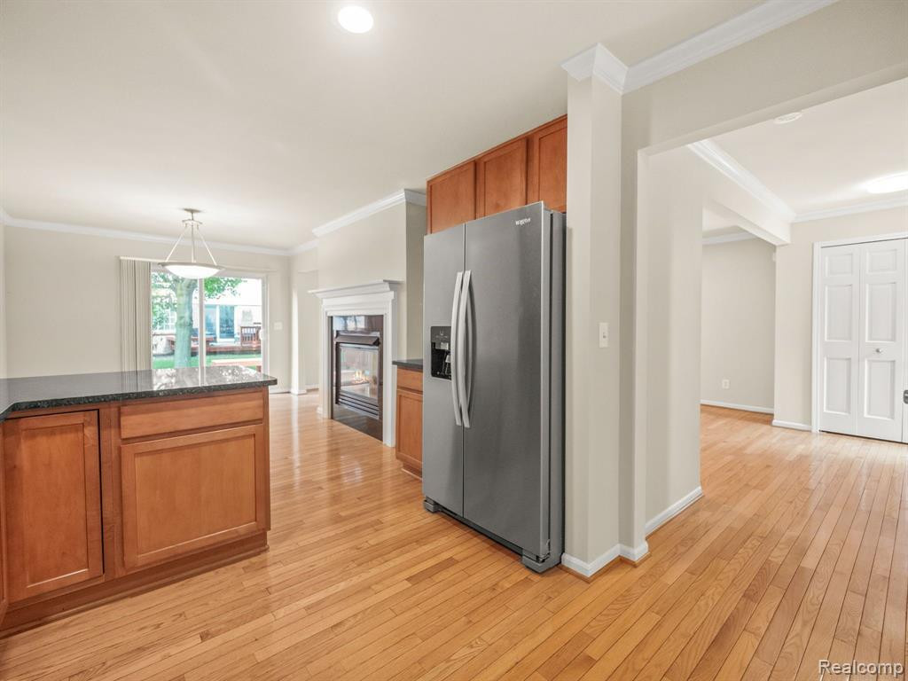 509 JAMES Circle, Royal Oak, MI 48067 — Photo 6