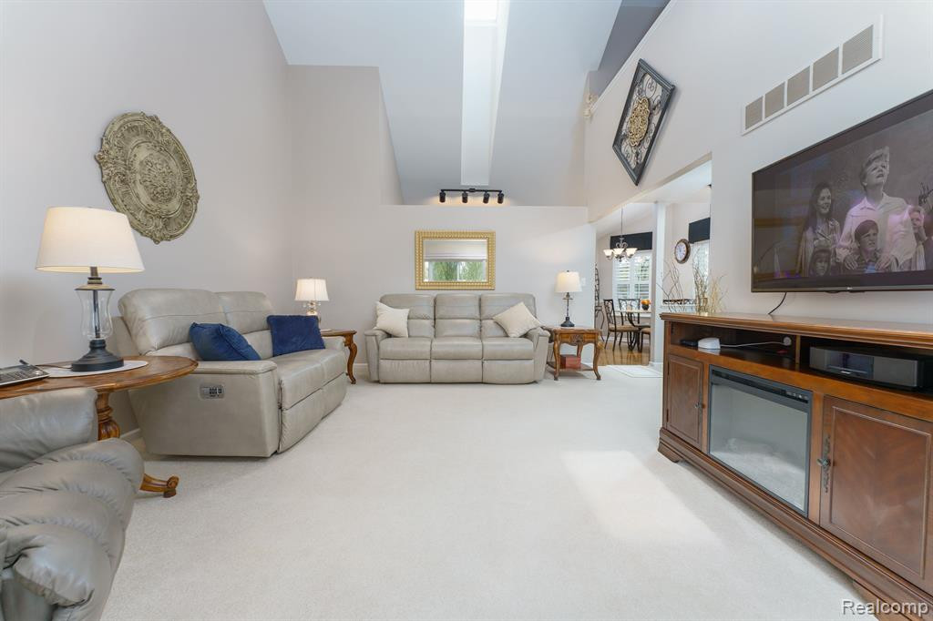 885 Challenging Trail, South Lyon, MI 48178 — Photo 27