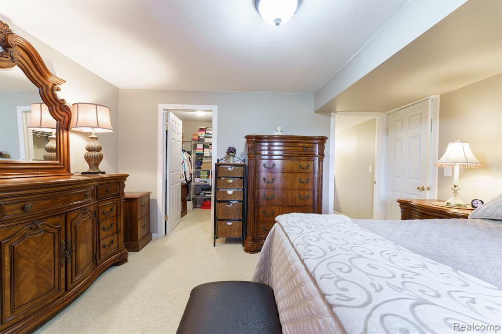 885 Challenging Trail, South Lyon, MI 48178 — Photo 38