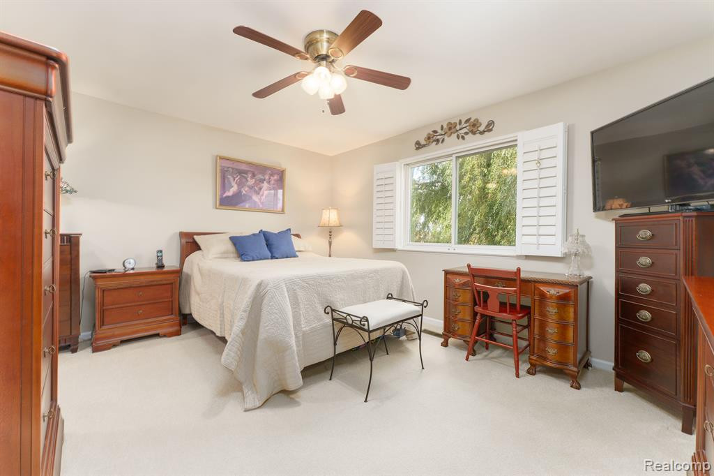885 Challenging Trail, South Lyon, MI 48178 — Photo 20