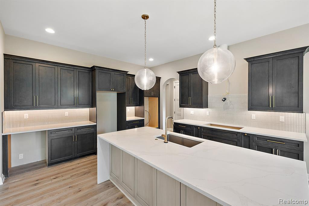 9799 Lake Edge Drive, Brighton, MI 48114 — Photo 17