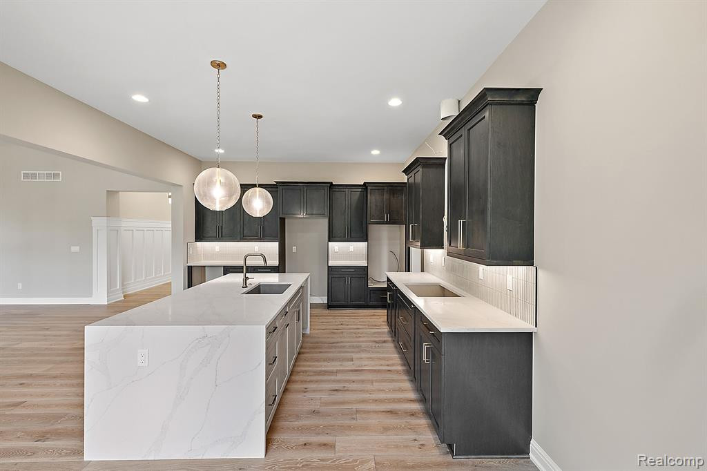 9799 Lake Edge Drive, Brighton, MI 48114 — Photo 19