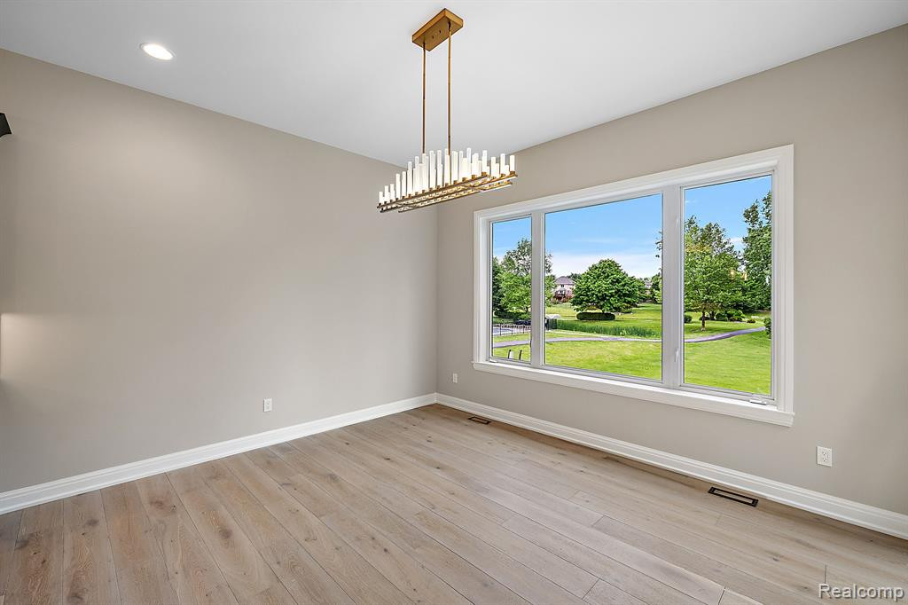 9799 Lake Edge Drive, Brighton, MI 48114 — Photo 27