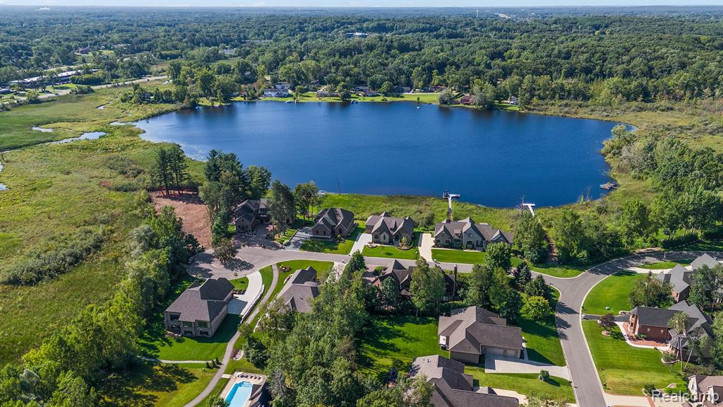 9799 Lake Edge Drive, Brighton, MI 48114 — Photo 46