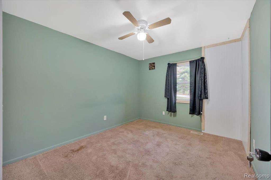 4399 HUCKLEBERRY Circle, Columbiaville, MI 48421 — Photo 8