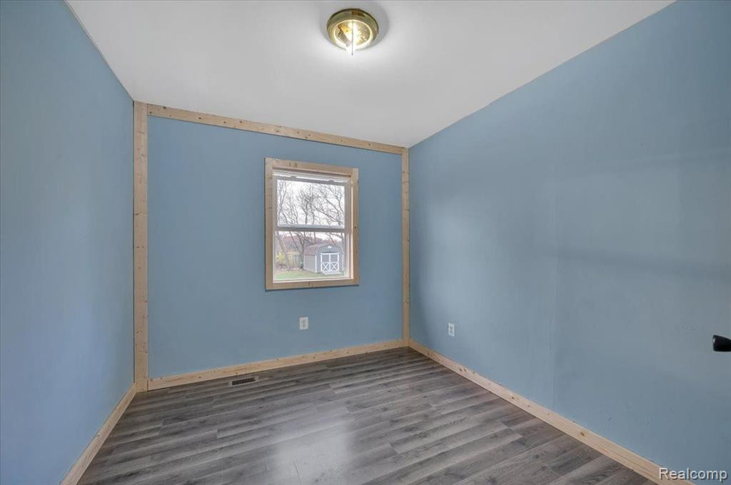 4399 HUCKLEBERRY Circle, Columbiaville, MI 48421 — Photo 9