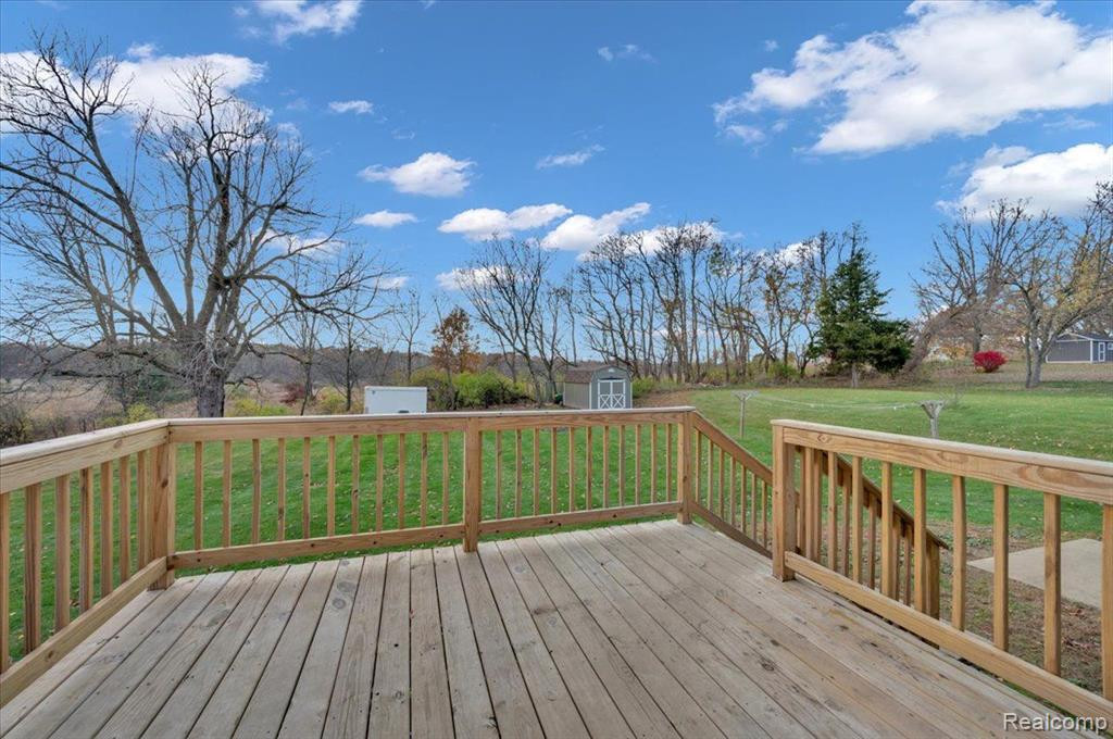 4399 HUCKLEBERRY Circle, Columbiaville, MI 48421 — Photo 11