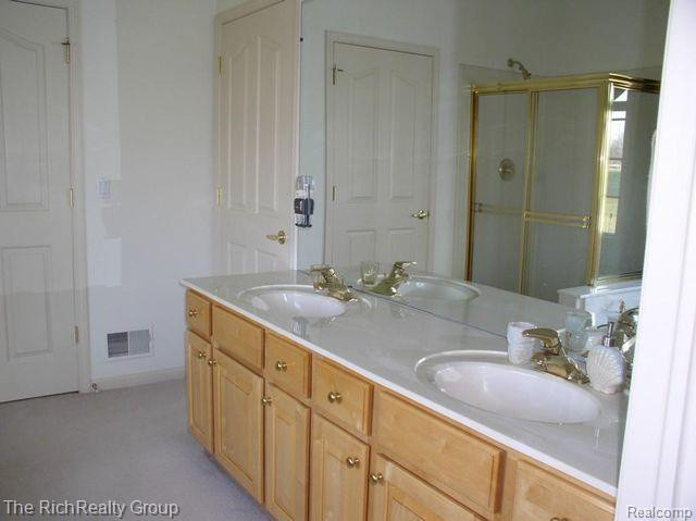 4010 POND RUN Court, Canton, MI 48188 — Photo 12