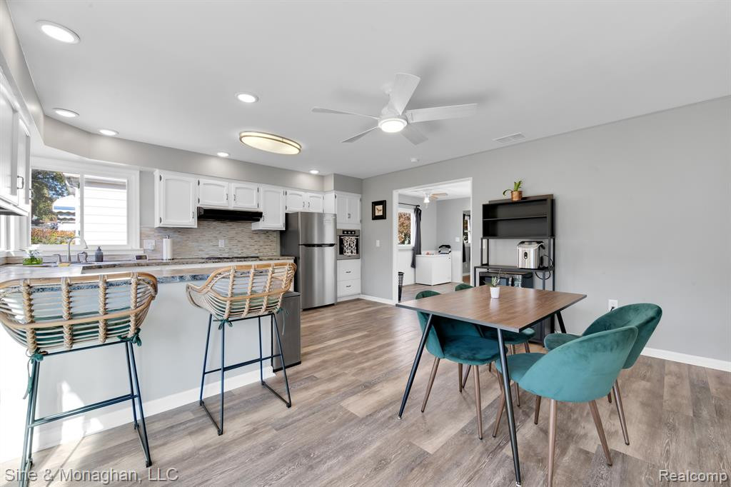 580 KENNEDY Avenue, Ypsilanti, MI 48198 — Photo 9