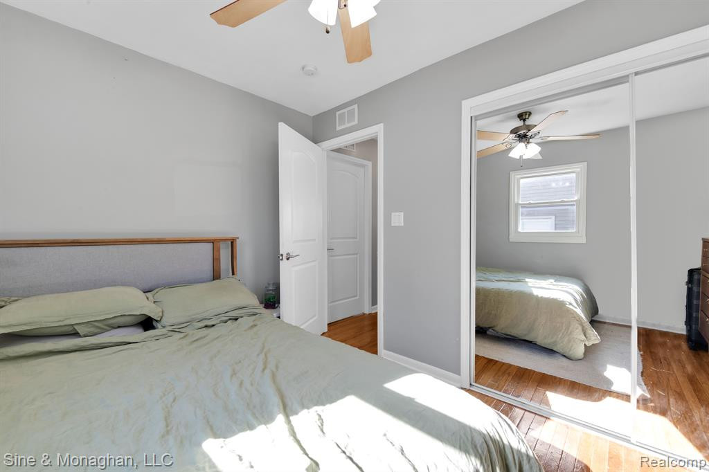 580 KENNEDY Avenue, Ypsilanti, MI 48198 — Photo 15