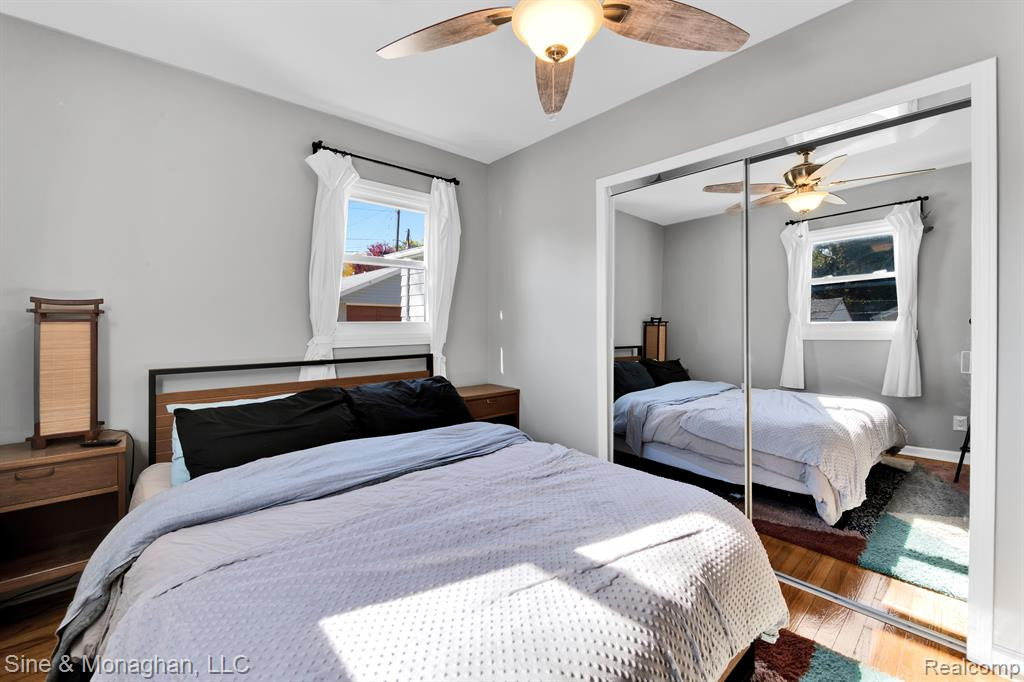 580 KENNEDY Avenue, Ypsilanti, MI 48198 — Photo 17