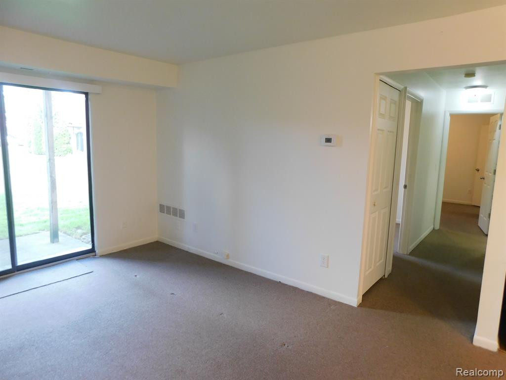 43256 MOUND Road, Sterling Heights, MI 48314 — Photo 5