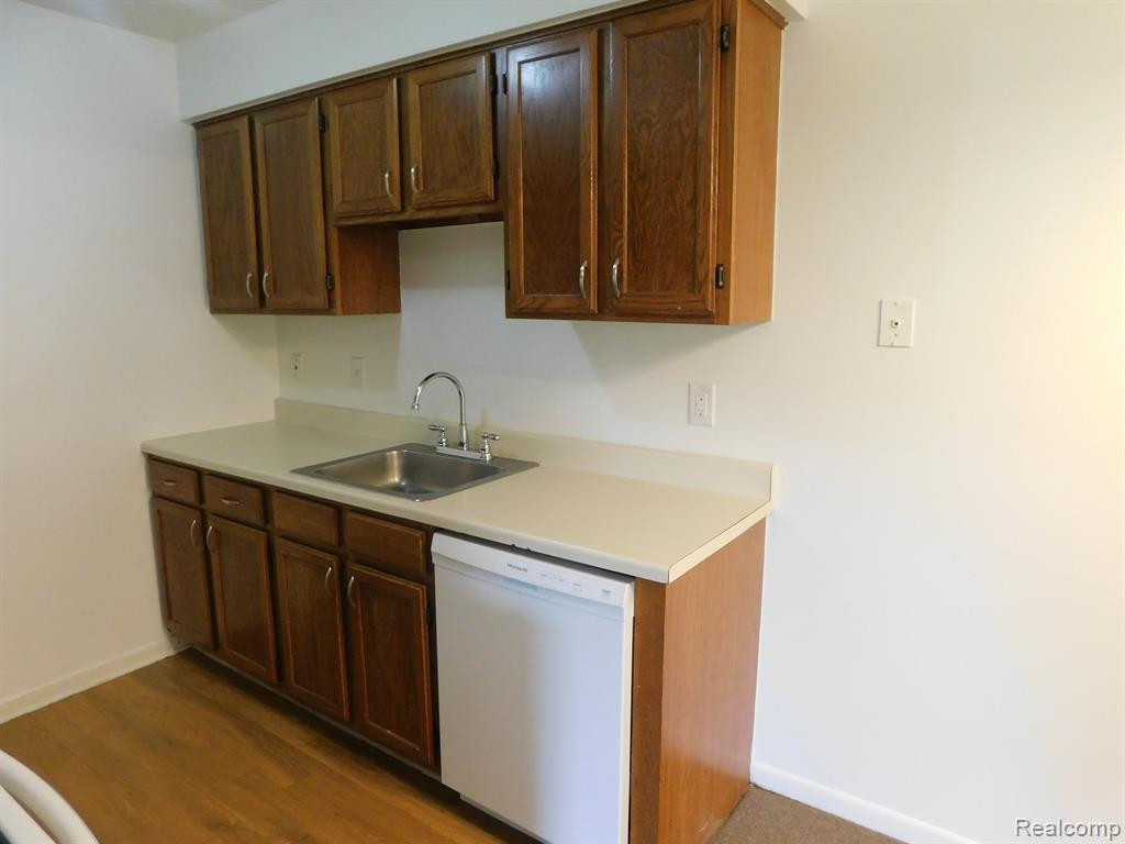 43256 MOUND Road, Sterling Heights, MI 48314 — Photo 9