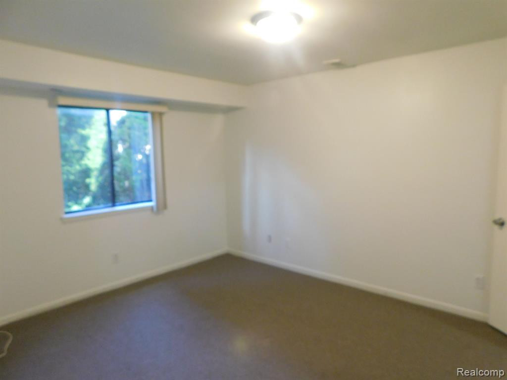 43256 MOUND Road, Sterling Heights, MI 48314 — Photo 13
